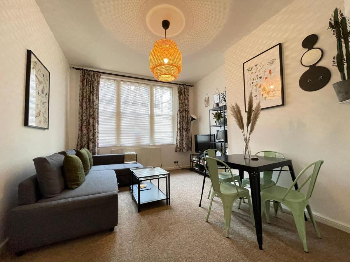 Central Located Two Bedroom Suite Bristol Exterior foto